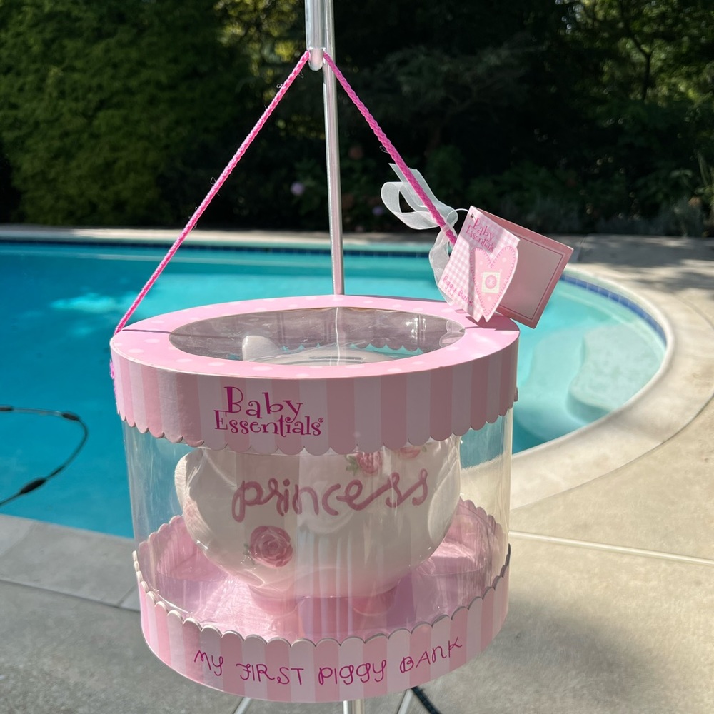 New Baby Girl Piggy Bank “Princess” By Baby Essentials - Picture 5 of 16
